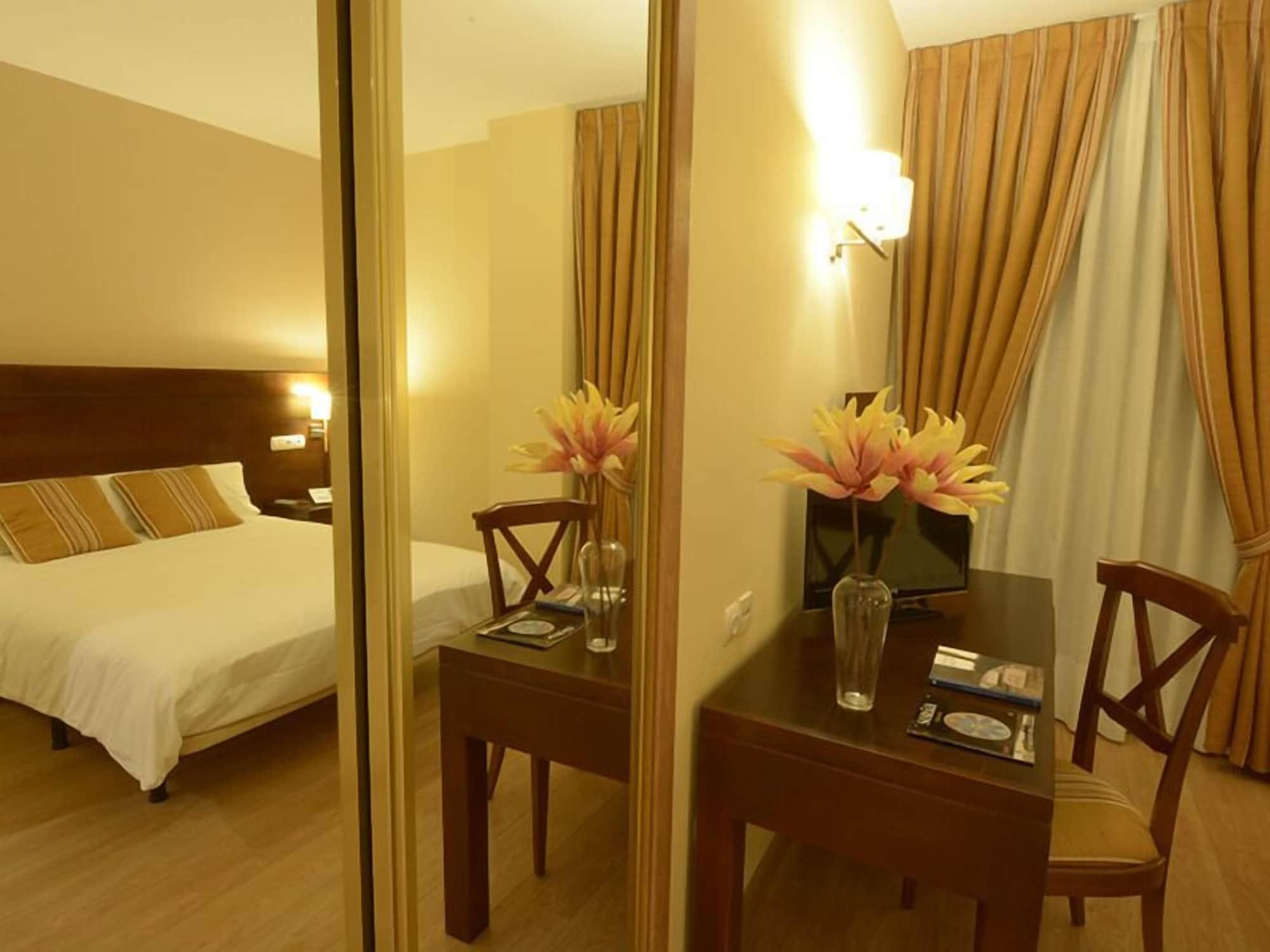 Hotel Campos De Castilla Сорія Екстер'єр фото