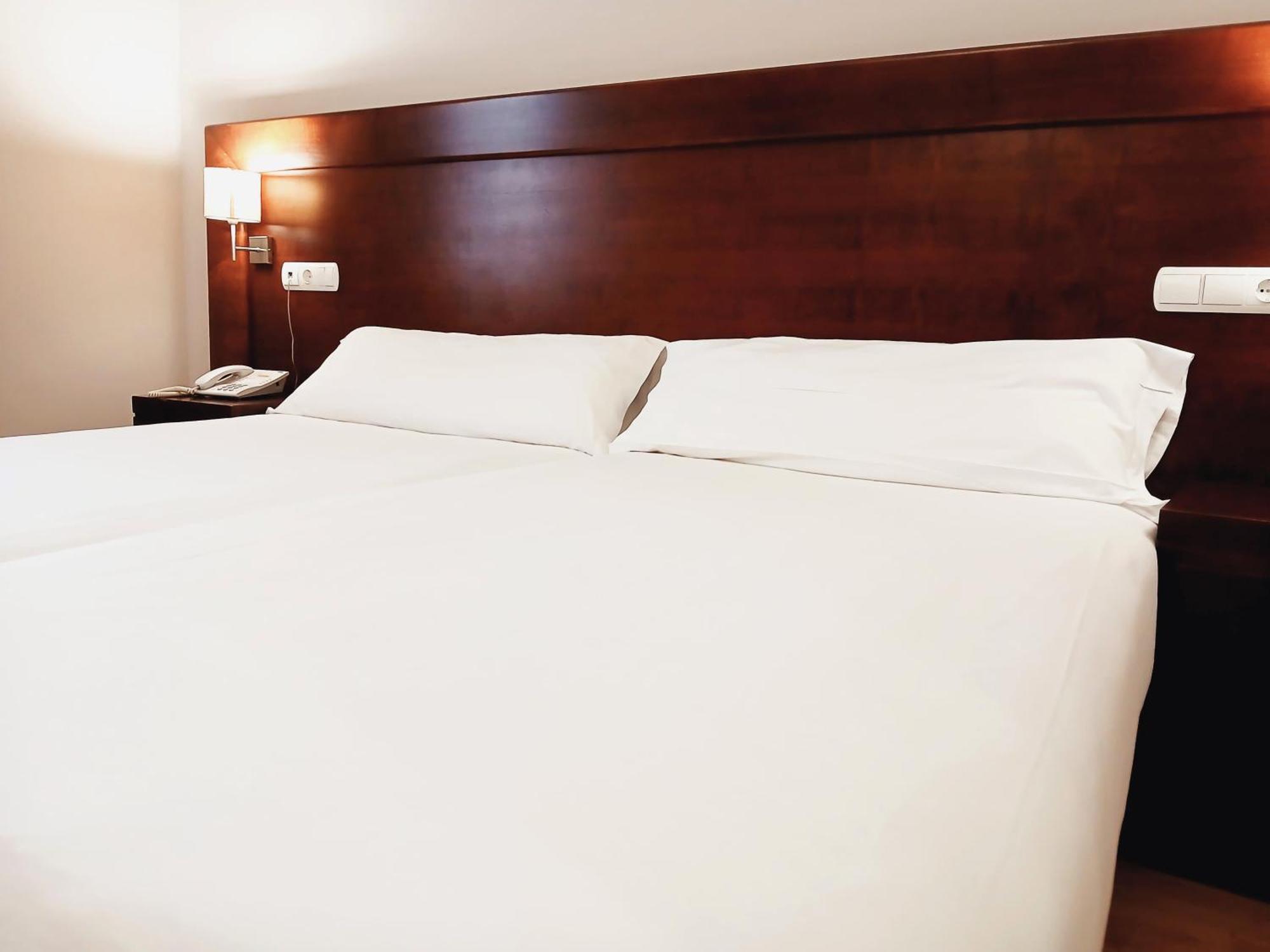 Hotel Campos De Castilla Сорія Екстер'єр фото