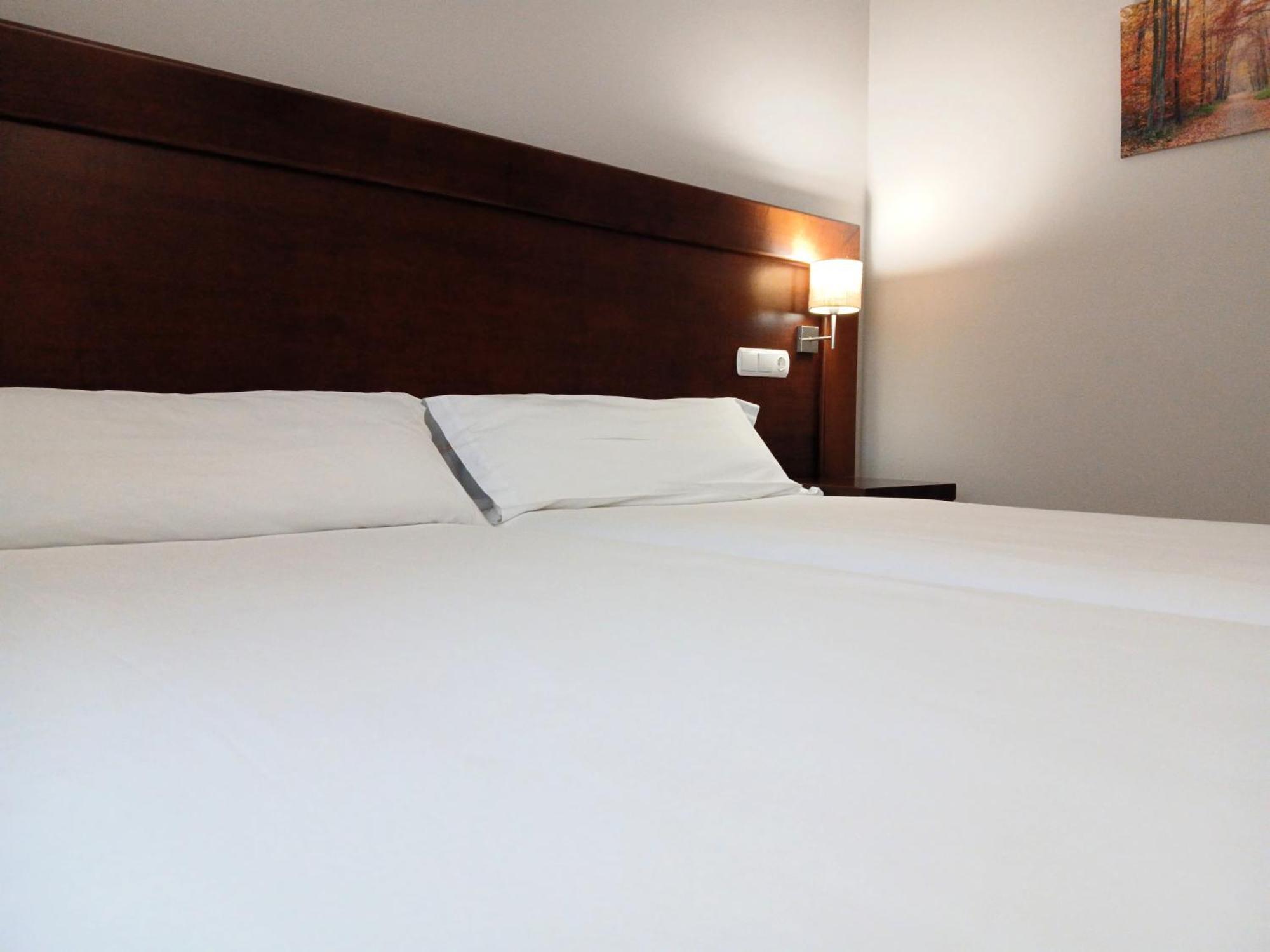 Hotel Campos De Castilla Сорія Екстер'єр фото