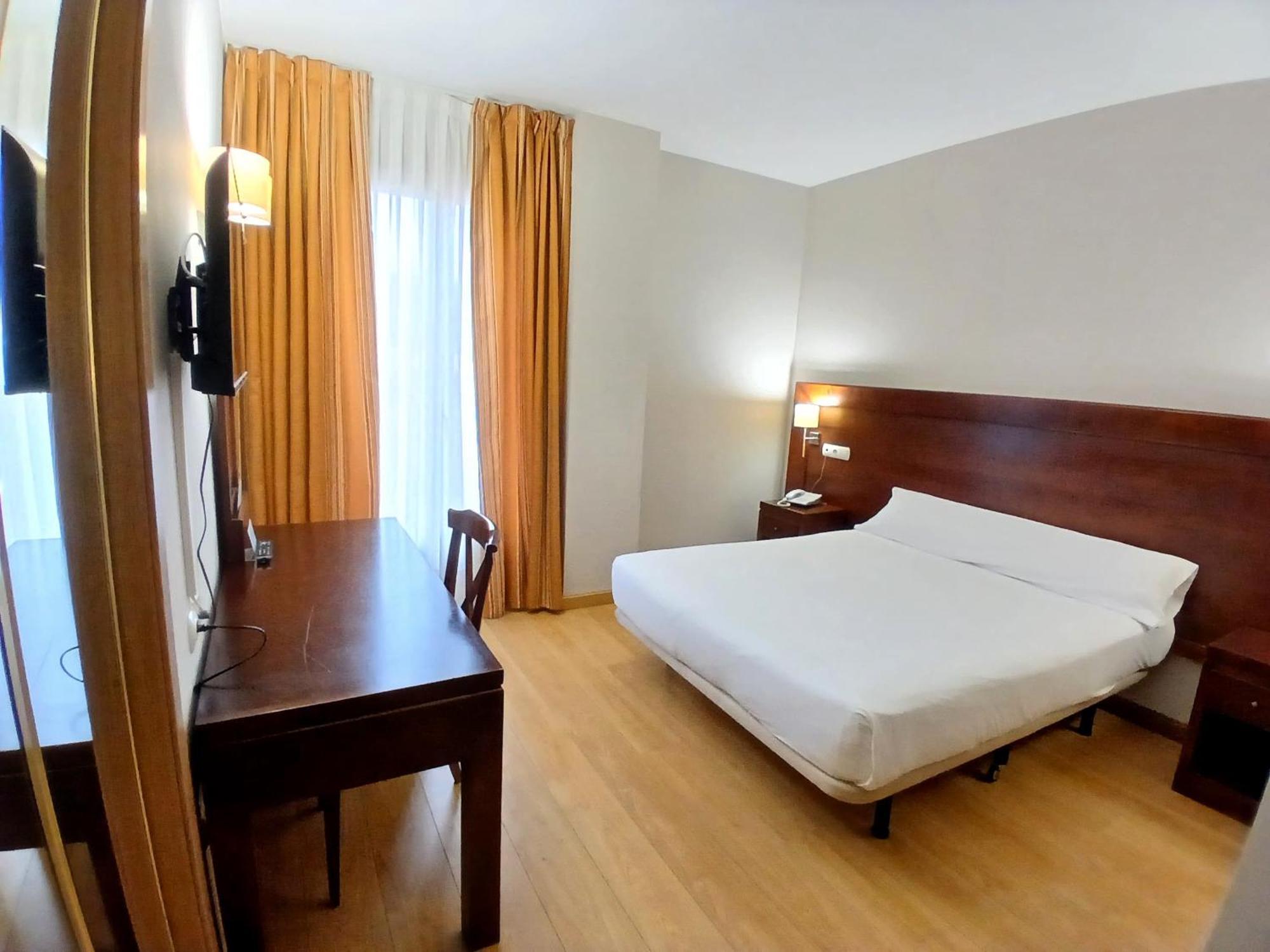 Hotel Campos De Castilla Сорія Екстер'єр фото